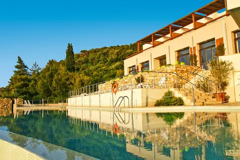 Kymi Palace in Αλιβέρι — foto 5