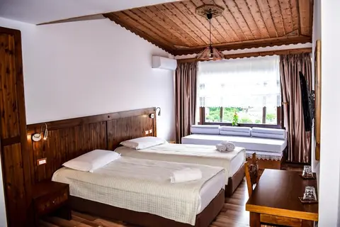 Hotel Kodra in Gjirokastra — foto 18