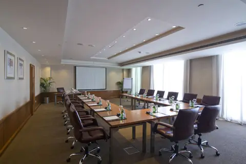 Swissôtel Al Murooj Dubai in Dubai — foto 21