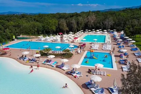Camping hu Montescudaio Village in Montescudaio — foto 7