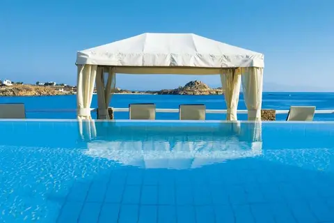 Petasos Beach Resort & Spa in Πλατύς Γιαλός