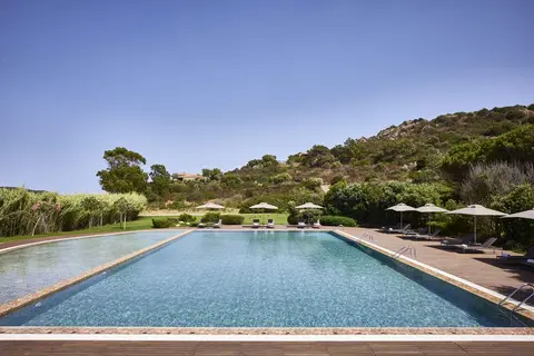 Baia di Chia Resort Sardinia, Curio Collection by Hilton in Domus De Maria, foto 27
