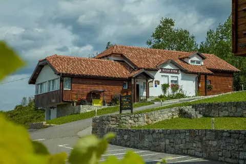 Tourist Centar Marko in Rakovica — foto 4
