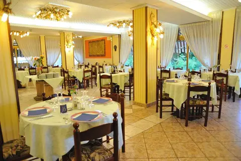 Salus in Montecatini Terme — foto 18
