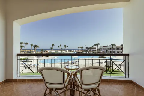 Sunrise Alma Bay Resort in Al Hadaba — foto 15