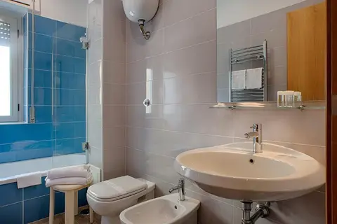 American Hotel in Pozzuoli — foto 6