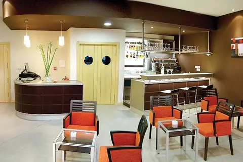 Blu Hotel Pamplona in Valle de Elorz / Elortzibar — foto 18