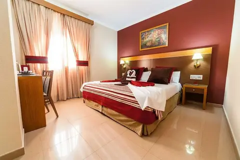 Regio 2 Hotel in Cádiz — foto 3