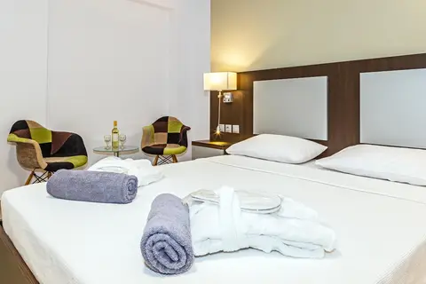 White Olive Premium Laganas in Δημοτική Ενότητα Λαγανά — foto 15