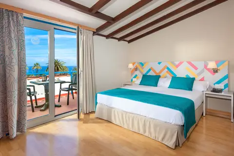 O7 Tenerife in Puerto De La Cruz — foto 8