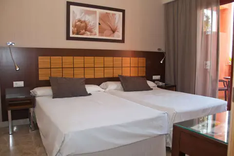 Holiday Polynesia Hotel in Benalmádena — foto 11