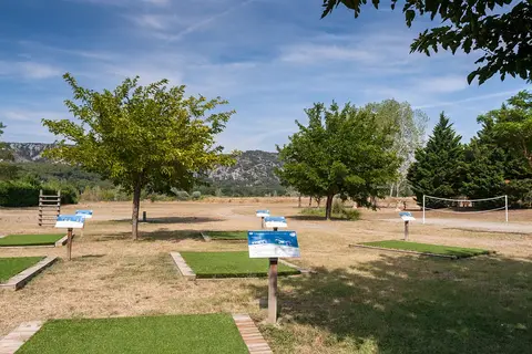 Camping Les Rives Du Luberon in Cheval-Blanc — foto 10