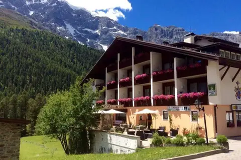 Alpina Mountain Resort in Stilfs - Stelvio