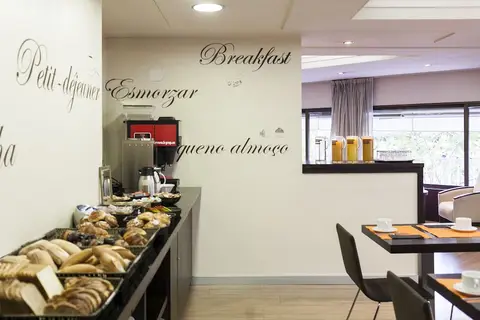 Hotel Acta Antibes in Barcelona — foto 14