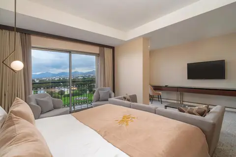 Cratos Premium Hotel & Casino in Girne — foto 20