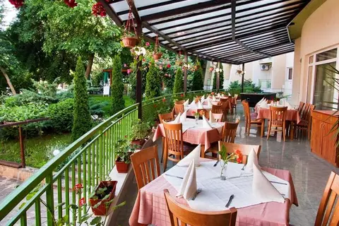Hotel Ljuljak in Люляк — foto 12