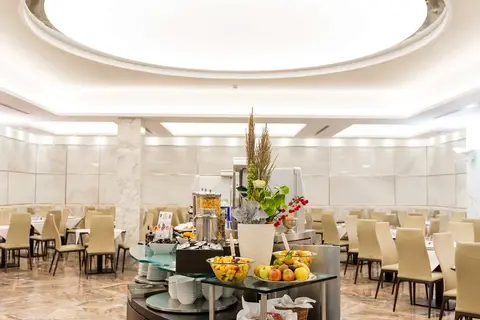 Best Western Plus Hotel Universo in Rome — foto 6