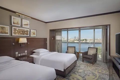 Sheraton Dubai Creek Hotel & Towers in ديرة — foto 10