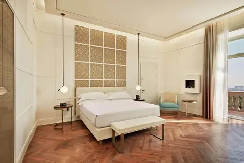 De Bonart Naples, Curio Collection by Hilton in Napels, foto 14