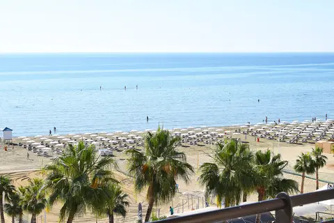 Sun Hall Beach Hotel Apts in Larnaca — foto 20