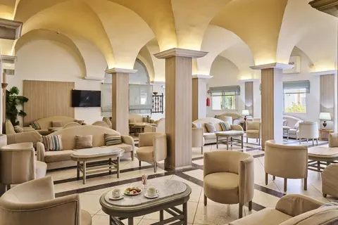 Hari Club Beach Resort in أغير — foto 22