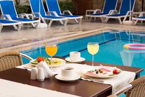 Lara Dinc Hotel in Muratpaşa — foto 4