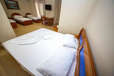 Vila Mare Hotel in Durrës — foto 6