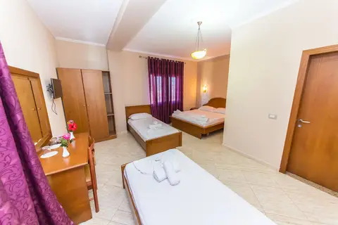 Hotel Bahamas in Saranda — foto 20