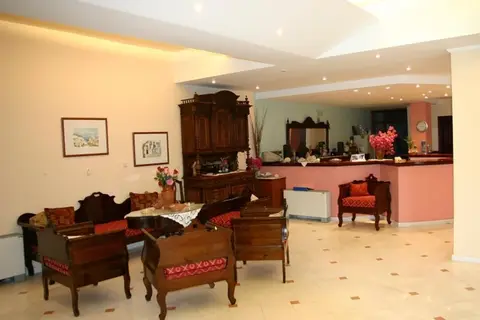 New Haroula in Φηρά Θήρας — foto 6