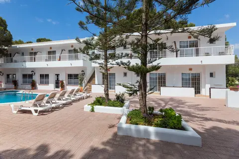 Hostal Es Pi in Formentera — foto 9