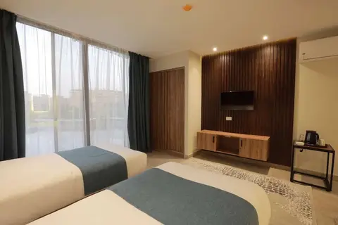 Pyramid Front Hotel in كفرة نصار — foto 4
