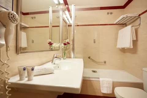 Invisa La Cala foto 5