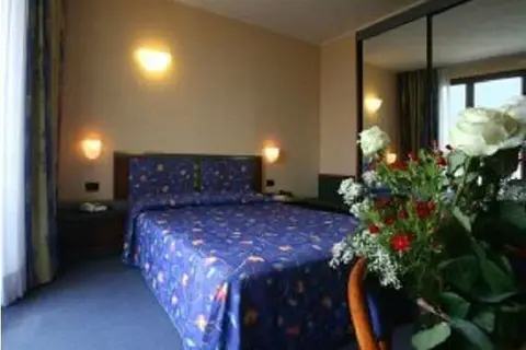 Royal Village in Limone sul Garda — foto 11