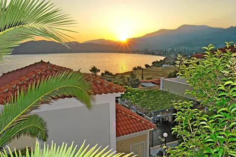 Clara Hotel in Πέτρα — foto 9