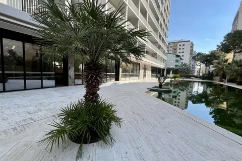 Durres Bay Hotel in Durrës — foto 13