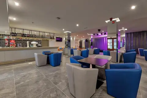 THB Flora in Puerto del Carmen — foto 10