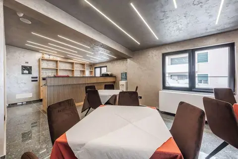 Relax Inn Hotel Durres in Durrës — foto 8