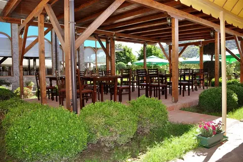 Buna Park Hotel in Shkodra — foto 3