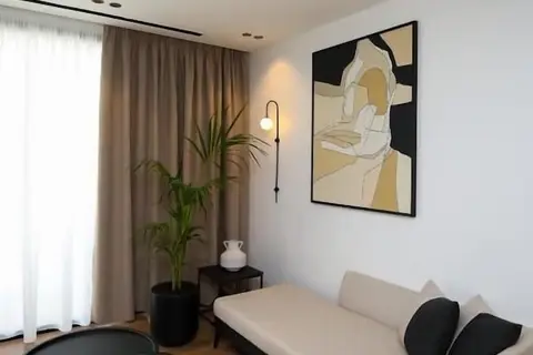 Nobus Hotel in Vlora — foto 11