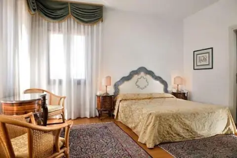 Hotel Royal San Marco in Venetië — foto 27