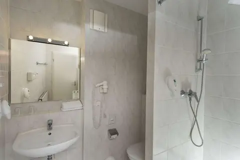 Tryp by Wyndham Berlin City East in Berlijn — foto 12