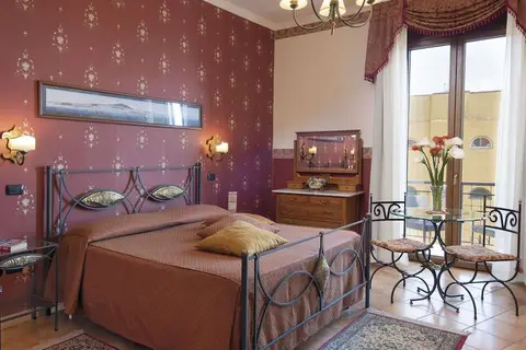 Pinto Storey Hotel in Napels, foto 2
