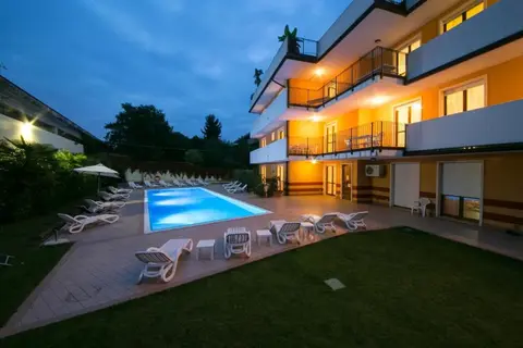 Garda Palace Family Residence in Peschiera del Garda — foto 5