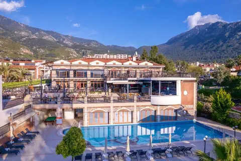 Orka World Hotel & Aquapark in Bergama — foto 13