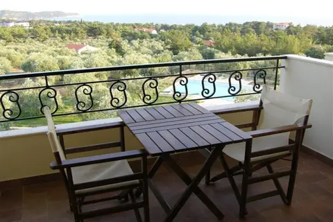 Moonbeam Hotel in Ποτός — foto 4
