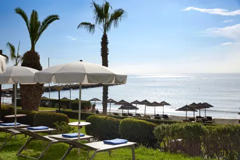 Mediterranean Beach Hotel in Agios Tychonos — foto 2