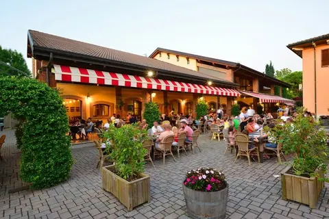 Camping Bella Italia in Peschiera del Garda — foto 4