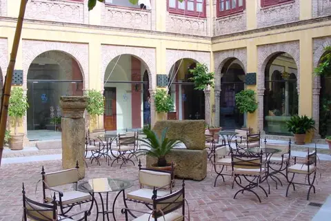 Alcazar De La Reina in Carmona — foto 17