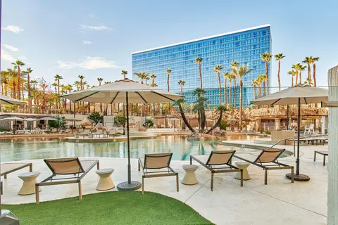 Virgin Hotels Las Vegas Curio Collection by Hilton in Paradise — foto 2