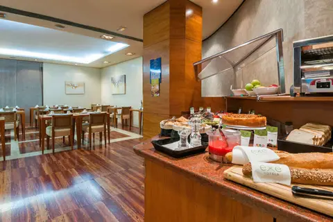 Hotel Exe Mitre Barcelona in Barcelona — foto 25